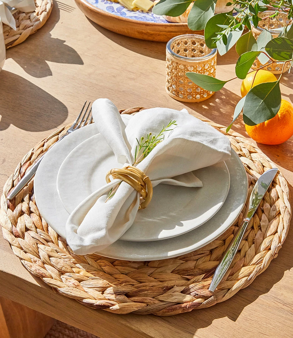 Karen Kane Home Water Hyacinth Placemat