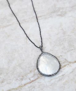 Karen Kane Large Mother Of Pearl Pendant Necklace