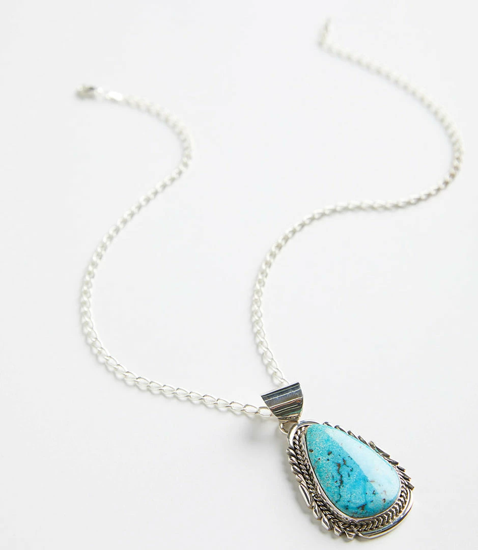 Karen Kane Turquoise Pendant Necklace Accessories