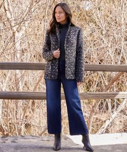 Karen Kane Textured Blazer