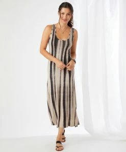 Karen Kane Scoop Neck Midi Dress Dresses