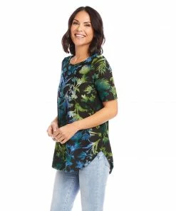 Karen Kane Petite Size Short Sleeve Shirttail Top
